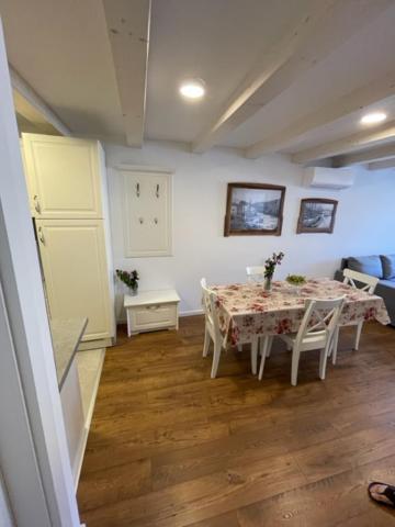 Apartment Concetta Đảo Cres Ngoại thất bức ảnh